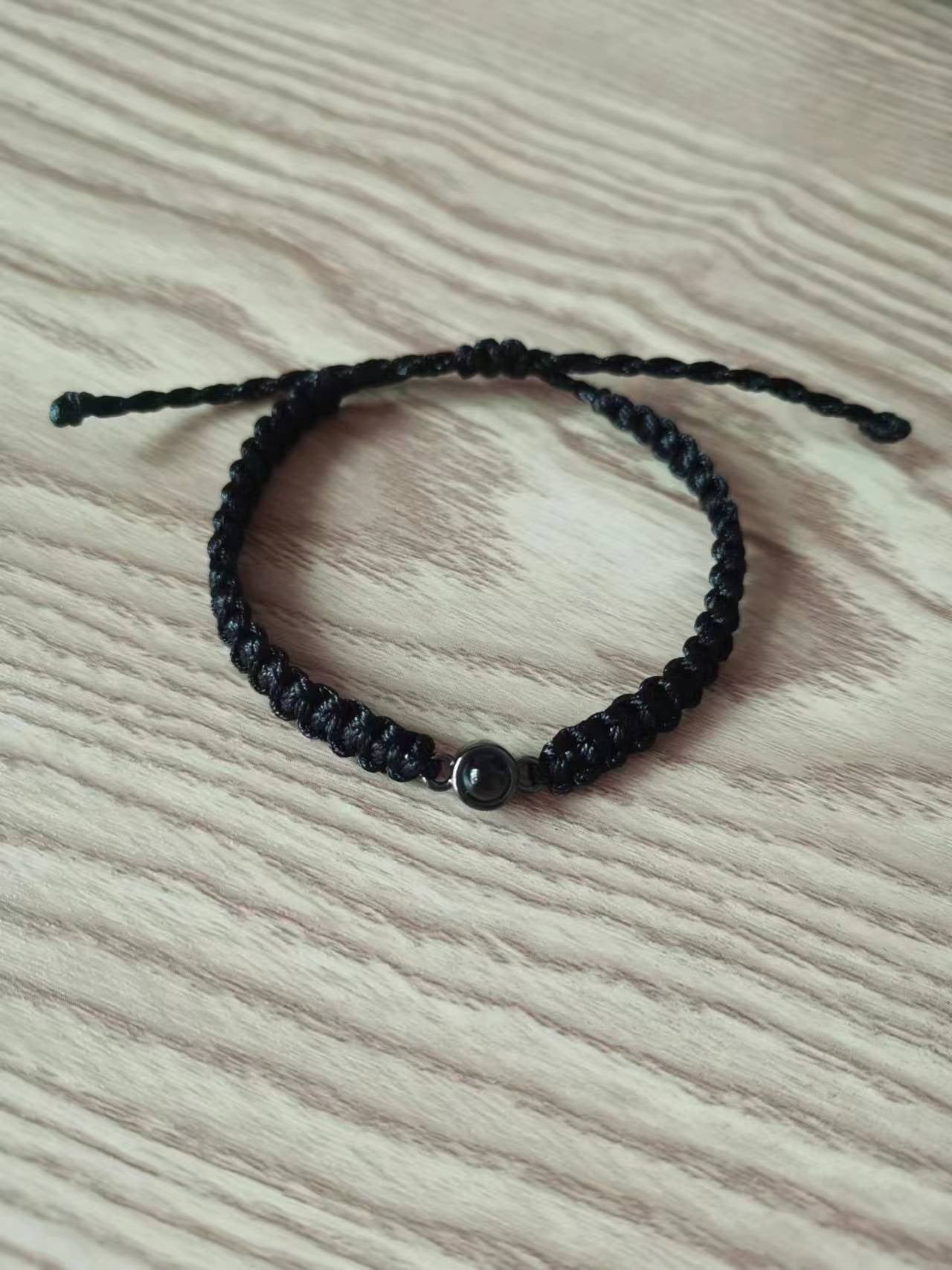Projection woven bracelet