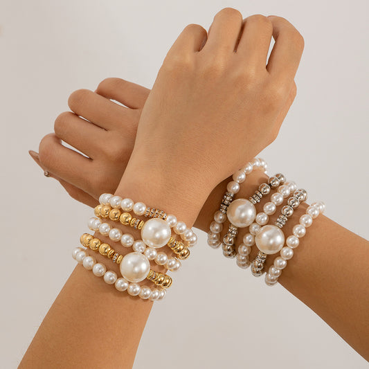 Exaggerated pearl layered bracelet