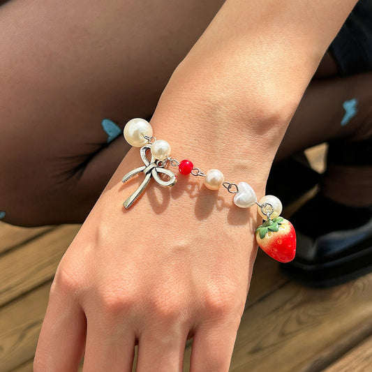 Sweet strawberry bow bracelet Bracelet